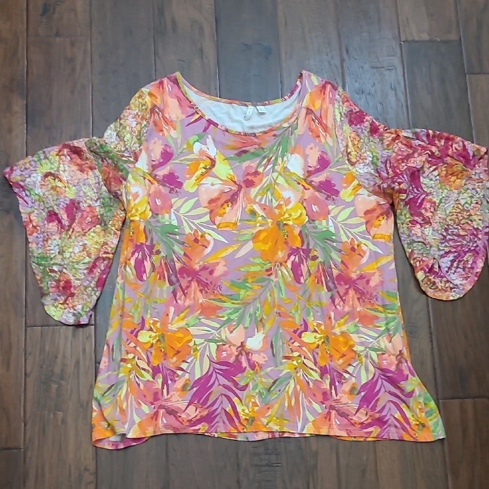 Cato Bright Colorful Floral Top with Split Lace Sleeves size XL
